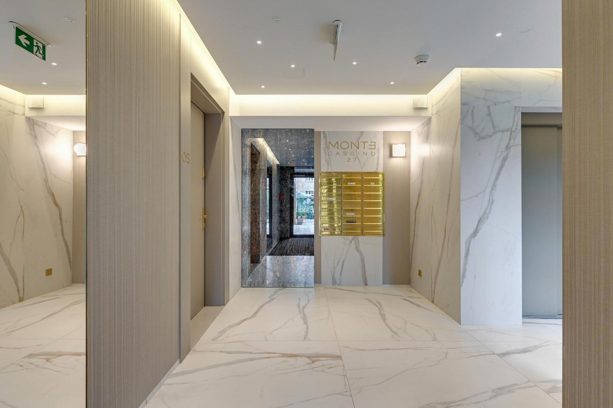Monte Cassino By Blue Mandarin